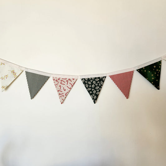 Classic Christmas Mini Bunting